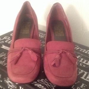 S A L E.  Victoria Spencer suede shoes size 6m $15