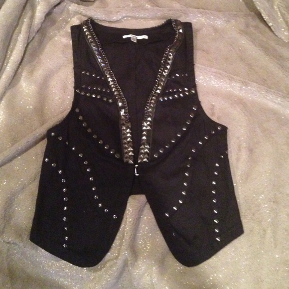 ‼️SOLD‼️🎉Retro Vest🎉‼️ - Picture 1 of 3