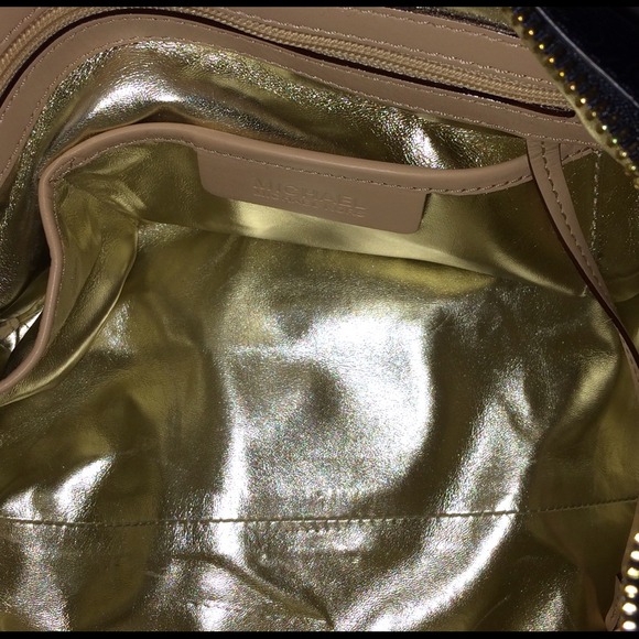 MK Large Grayson Mirrored Black Satchel⚡️sale⚡️ - Picture 4 of 4