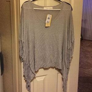 Gray fringe cotton top