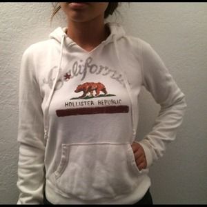 White California Hollister Sweater