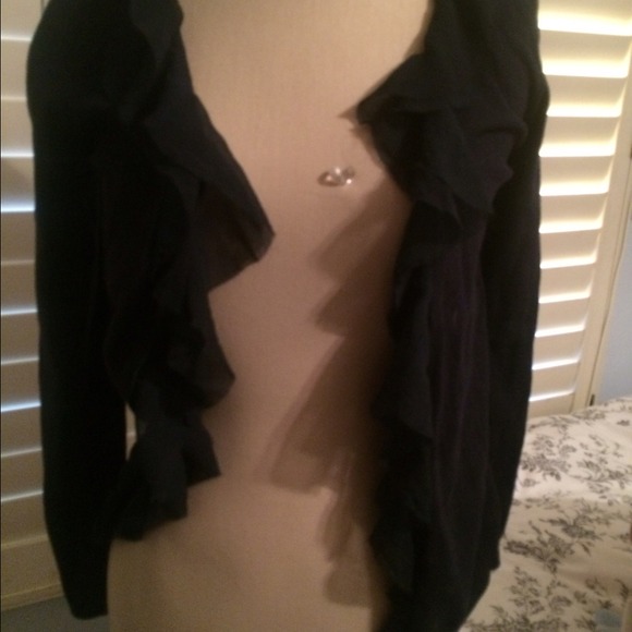 Navy blue hollister sweater w ruffles