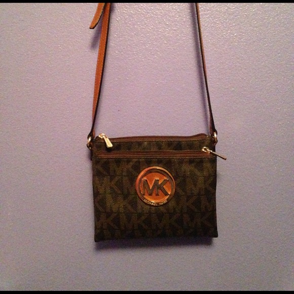 Michael Kors cross body