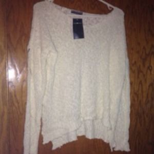 Brandy Melville Sweater