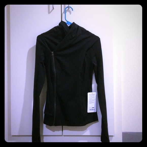 NWT- LULULEMON BHAKTI YOGA JACKET