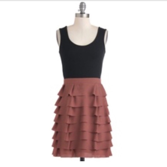 Dress and shoe bundle - Picture 2 of 3