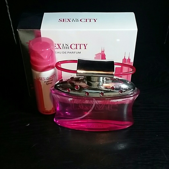 SEX AND THE CITY LOVE PERFUME SET