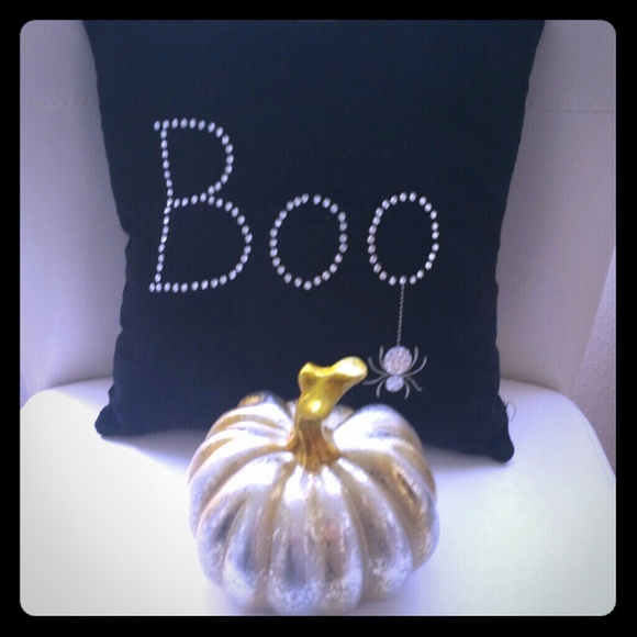 PIER 1 Halloween decorations