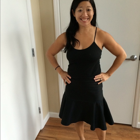 Marc Jacobs size 4 black skirt