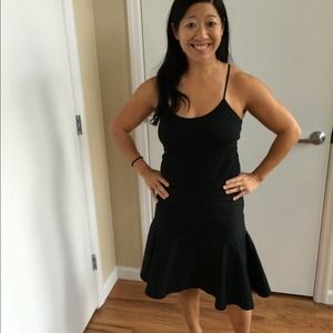 Marc Jacobs size 4 black skirt