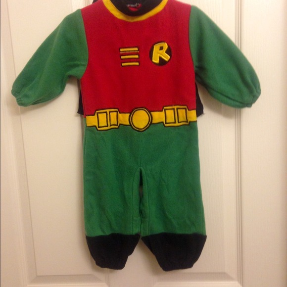 Robin infant halloween costume