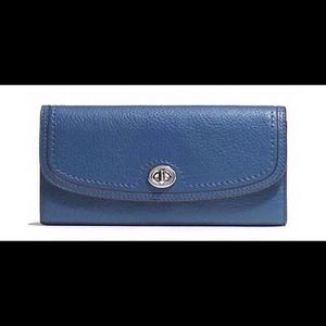PARK LEATHER TURNLOCK SLIM ENVELOPE WALLET