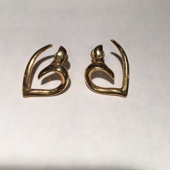Gold color heart shaped earrings
