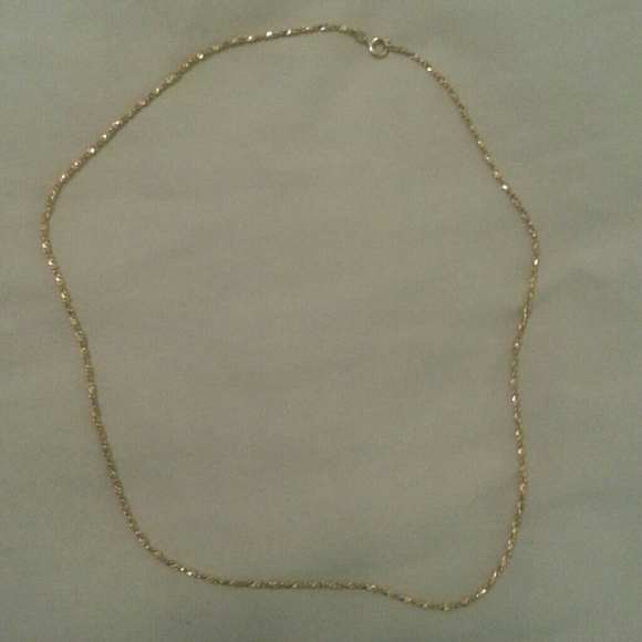 Gold chain necklace