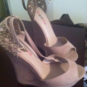 Size 7.5 wedge sandals from just fab