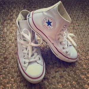High top / white leather / Chuck Taylor's