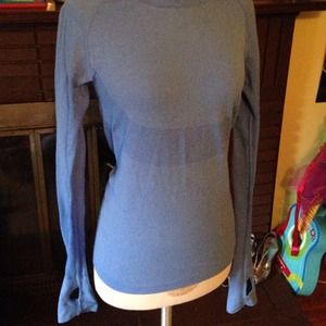 Bundle of 2, white and Blue, work out shirts