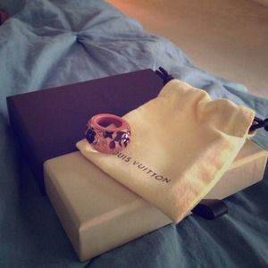 Louis Vuitton ring