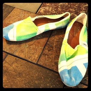 TOMS