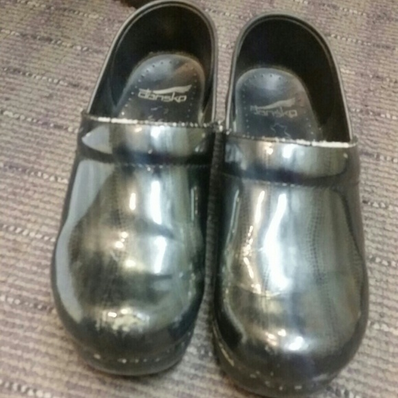 Work shoes