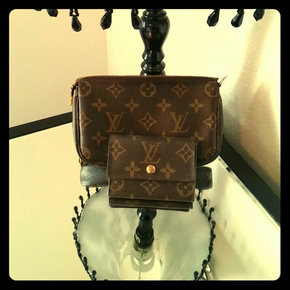 Louis Vuitton Cosmetic Bag & Coin Purse Bundle