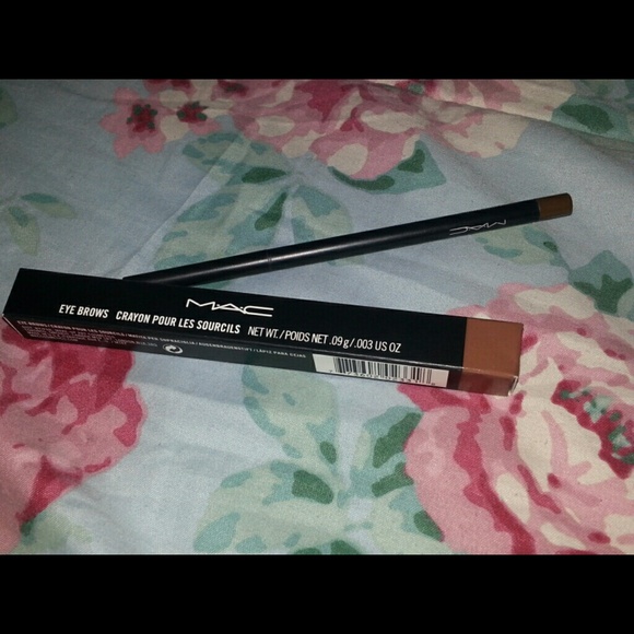 Sold out M.A.C EYE BROW CRAYON