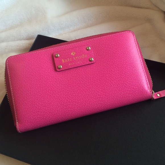 kate spade zip wallet in hot pink