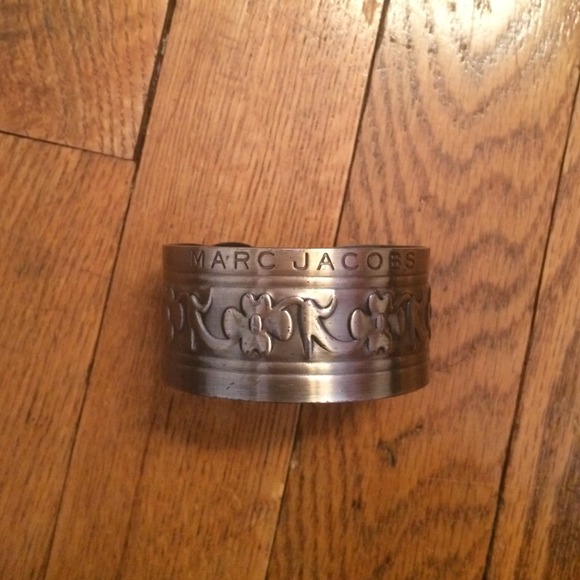 Marc Jacobs Bangle - Picture 3 of 4