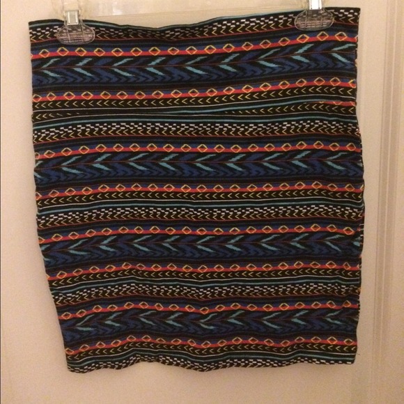 Charlotte Russe Aztec Stretch Mini Skirt Size M