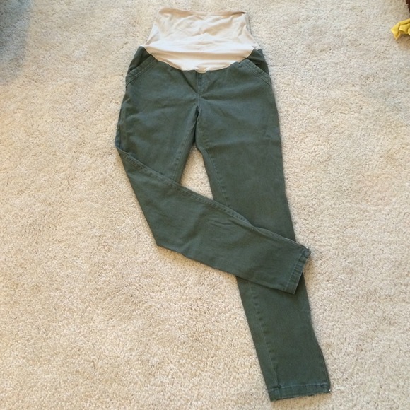 Old Navy military style maternity pants size 6