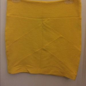 Charlotte Russe Yellow Stretch Mini Skirt Size M