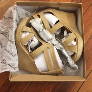 Bonnibel Nude Strappy Wedges Size 8.5