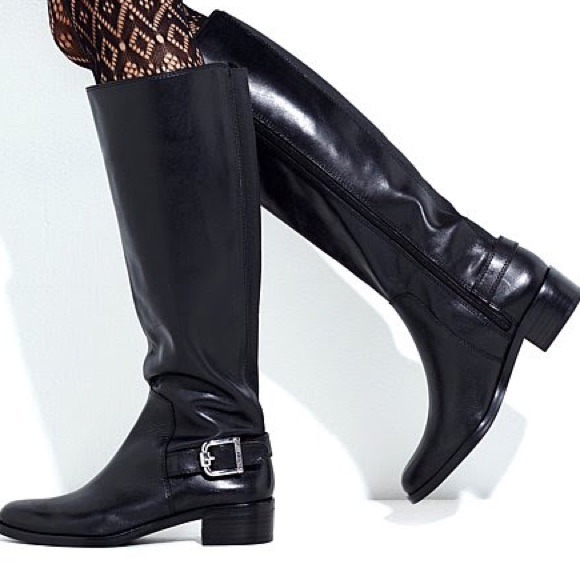 Vince Camuto Volero