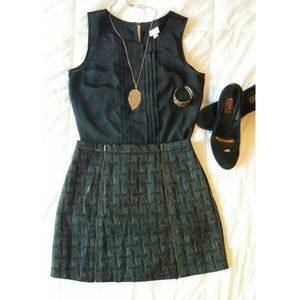 High Waisted Textured Skirt With Front Zipper