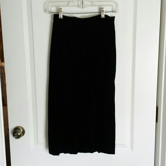 SOLD!! Black velvet skirt
