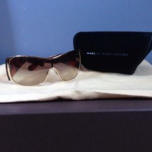 Marc by Marc Jacobs 🎉🎉ONLY FOR ELIZABETH🎉🎉