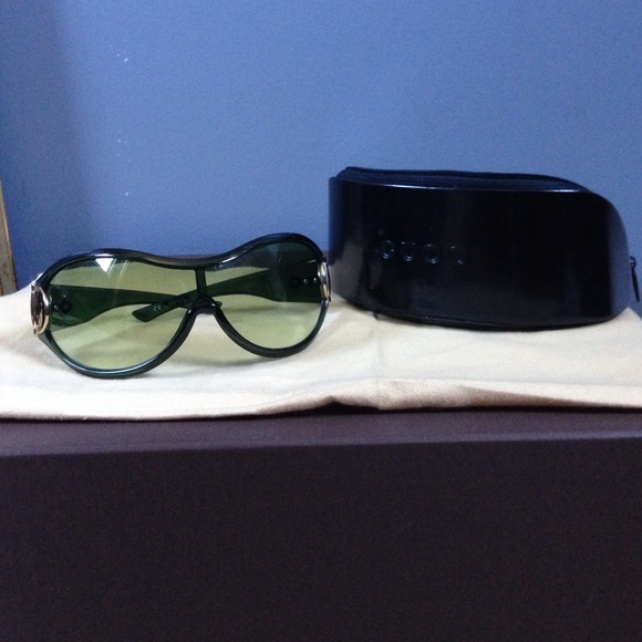 Gucci sunglasses🎉🎉ONLY FOR FLORENCE🎉🎉