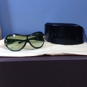 Gucci sunglasses🎉🎉ONLY FOR FLORENCE🎉🎉