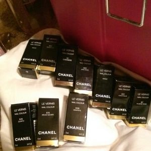 Chanel nail polish bundle
