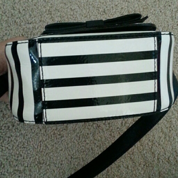 Kate Spade crossbody - Picture 4 of 4
