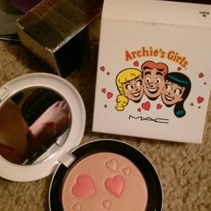 Archie's girl face powder