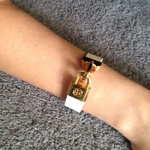 Tory Burch Lock Closure Leather Bracelet(BUNDLE)