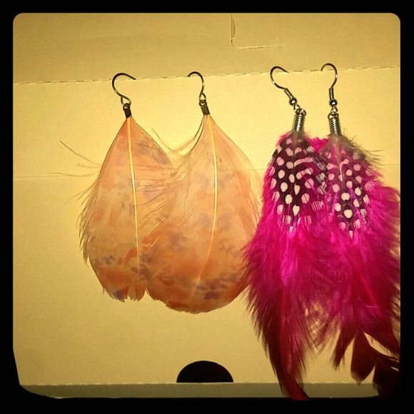 Feather Earrings - Picture 1 of 1
