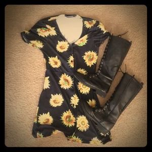 Sunflower dress great for fall