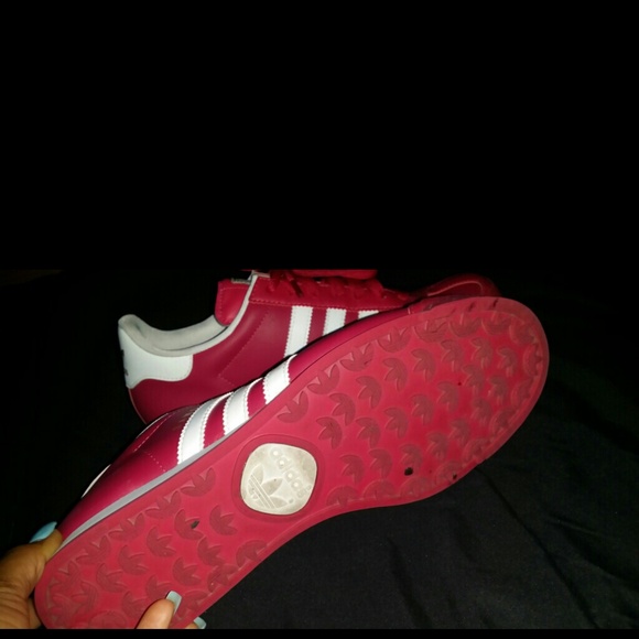 Maroon Samoas - Picture 3 of 3