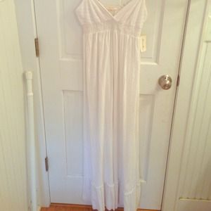 White dress never used