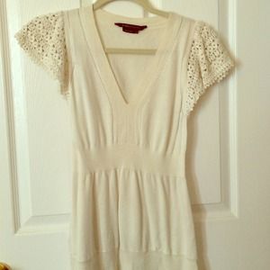 Bcbg ivory sweater top with crochet sleeves