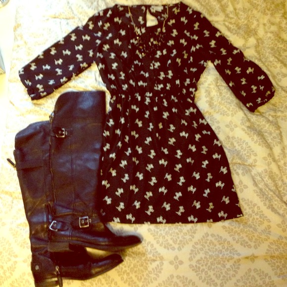 Cute & classy black dress with dog pattern 🐕💛