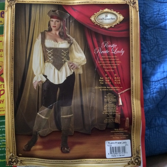 Elite rustic pirate costume