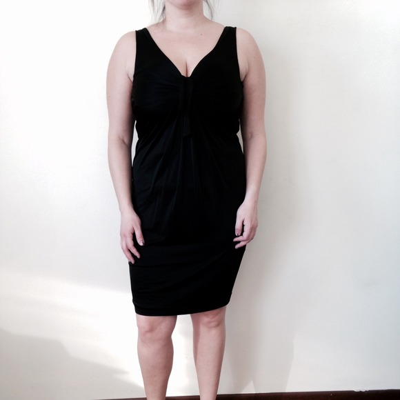 🎉🎉HP🎉🎉 BCBG MaxAzaria Black Dress